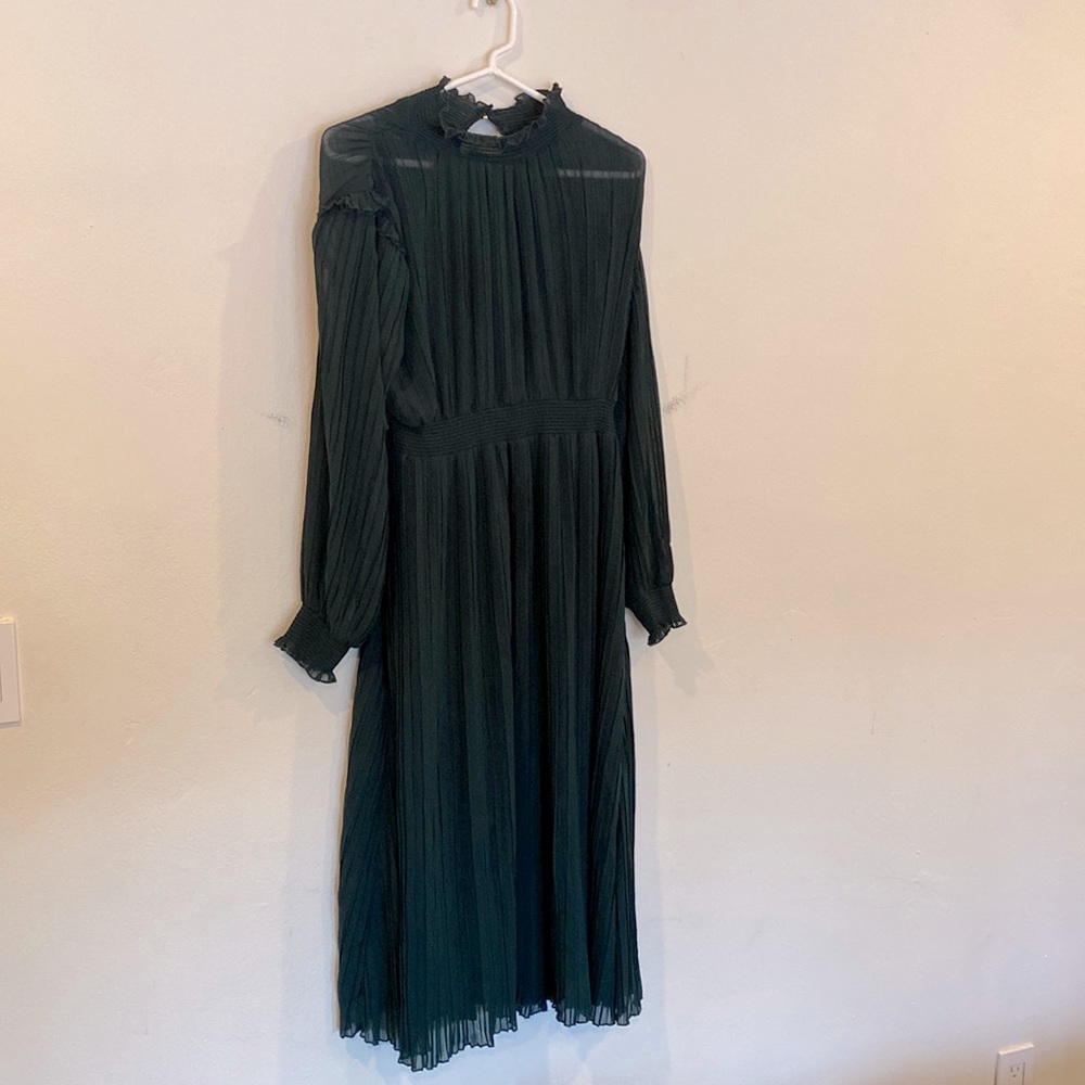 Pleated green midi dress